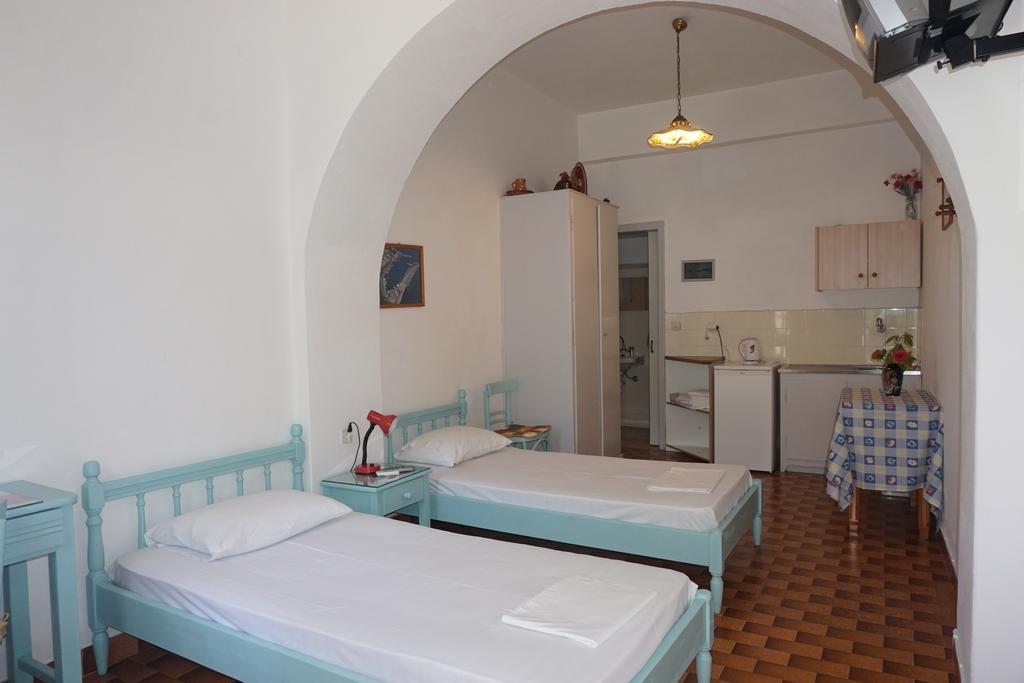 Patmos Maria Studios Skala  Ruang foto